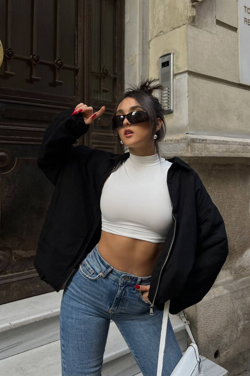 Classic Vintage Jacket with a Flattering Fit