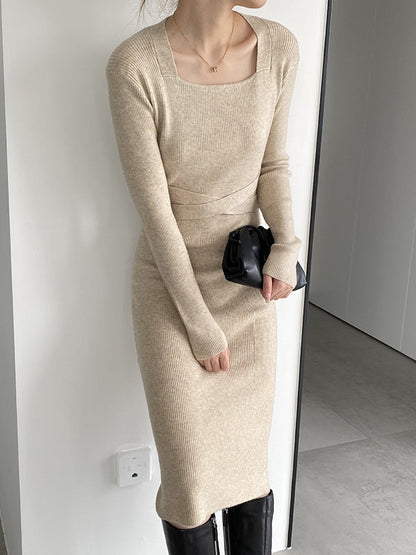 Classic Vintage Sweater with a Flattering Fit