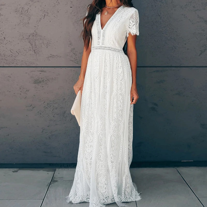 Beautifully Crafted Dress in a Classic Style