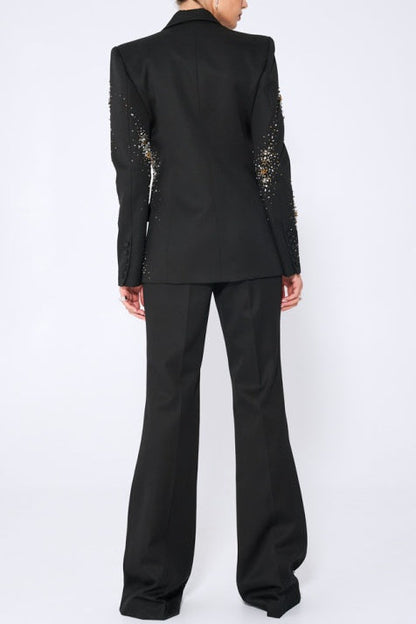 Classic Vintage Garment with a Flattering Fit