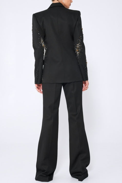 Classic Vintage Garment with a Flattering Fit