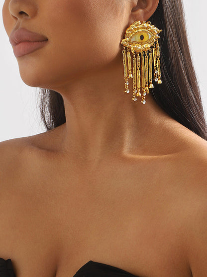 Effortlessly Elegant Garment with a Timeless Design