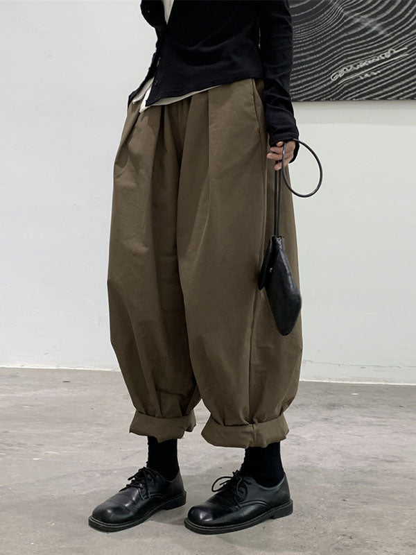 Effortlessly Elegant Pants with a Timeless Design