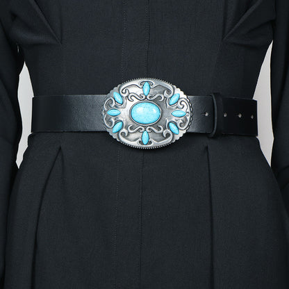 Sophisticated Garment with a Clean Classic Look