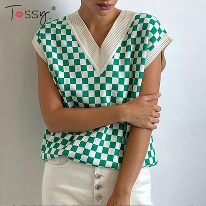 Beautifully Finished Sweater in a Timeless Design