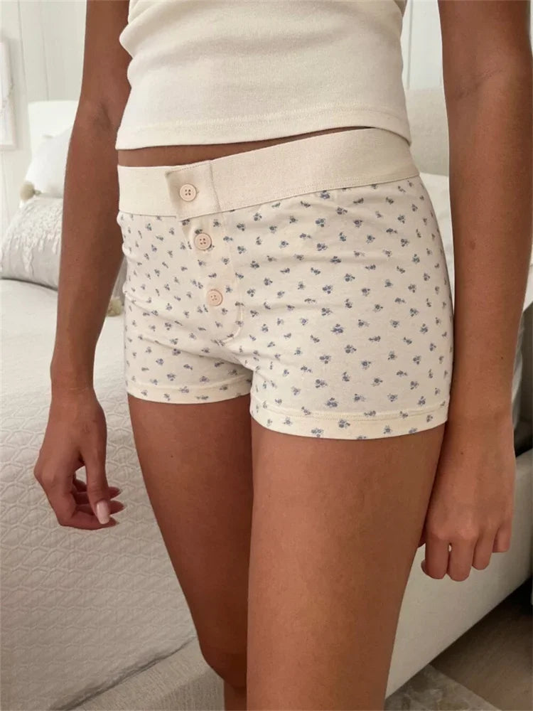 Sophisticated Garment with a Clean Classic Look