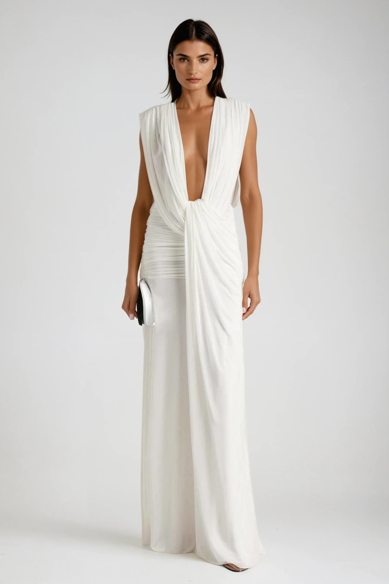Beautifully Crafted Dress in a Classic Style