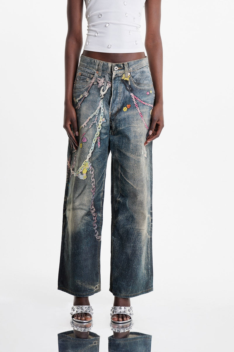 Well Tailored Garment with a Graceful Silhouette