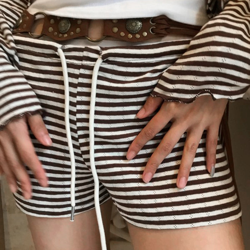 Classic Vintage Cardigan with a Flattering Fit