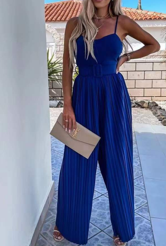 Gracefully Styled Garment for Any Occasion