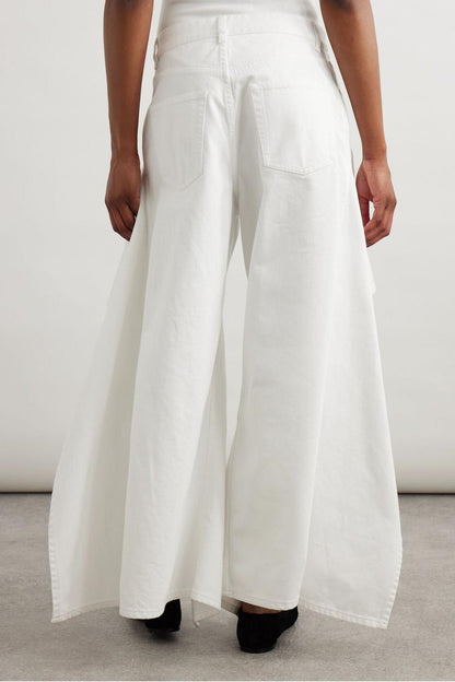 Classic Vintage Garment with a Flattering Fit