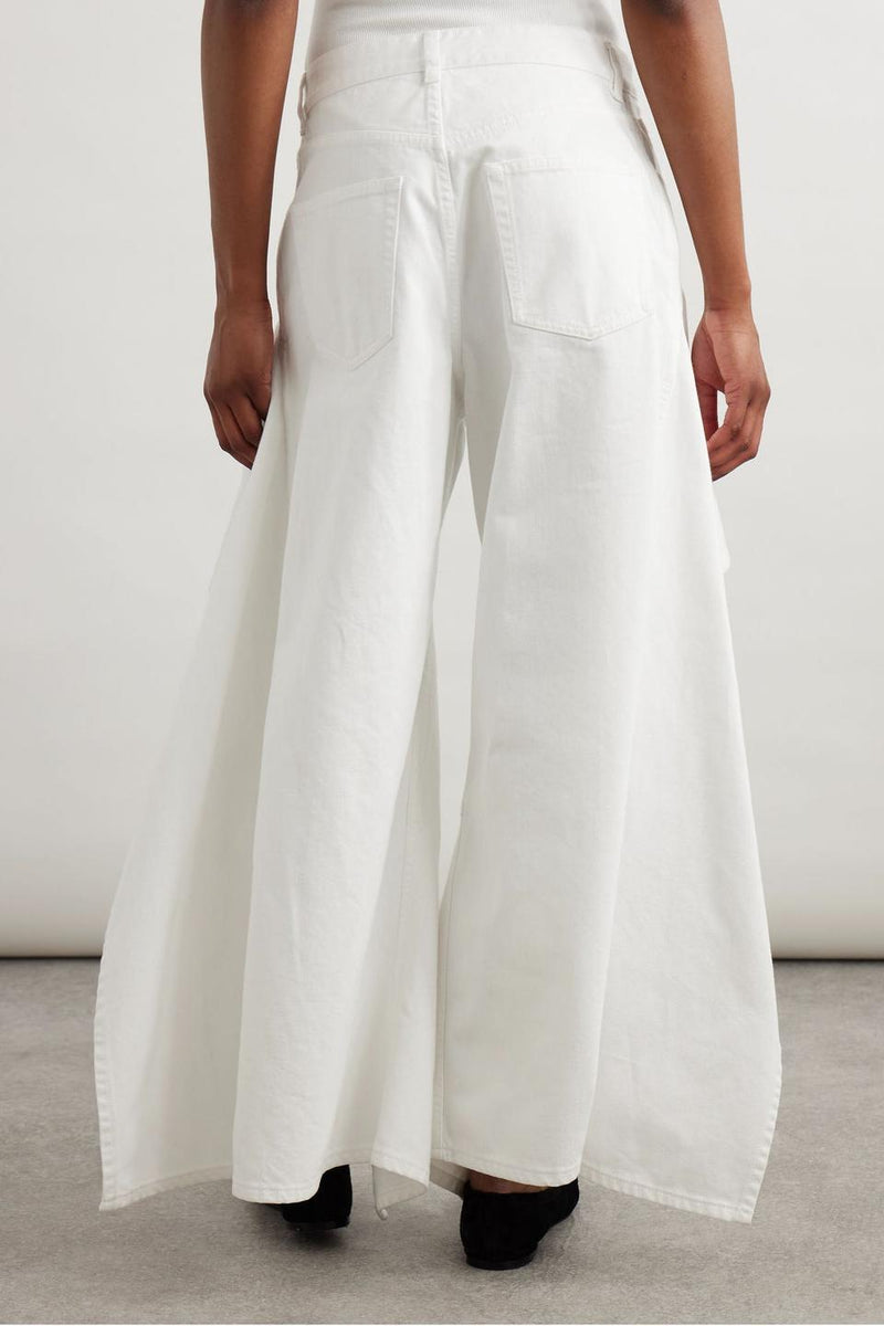 Classic Vintage Garment with a Flattering Fit
