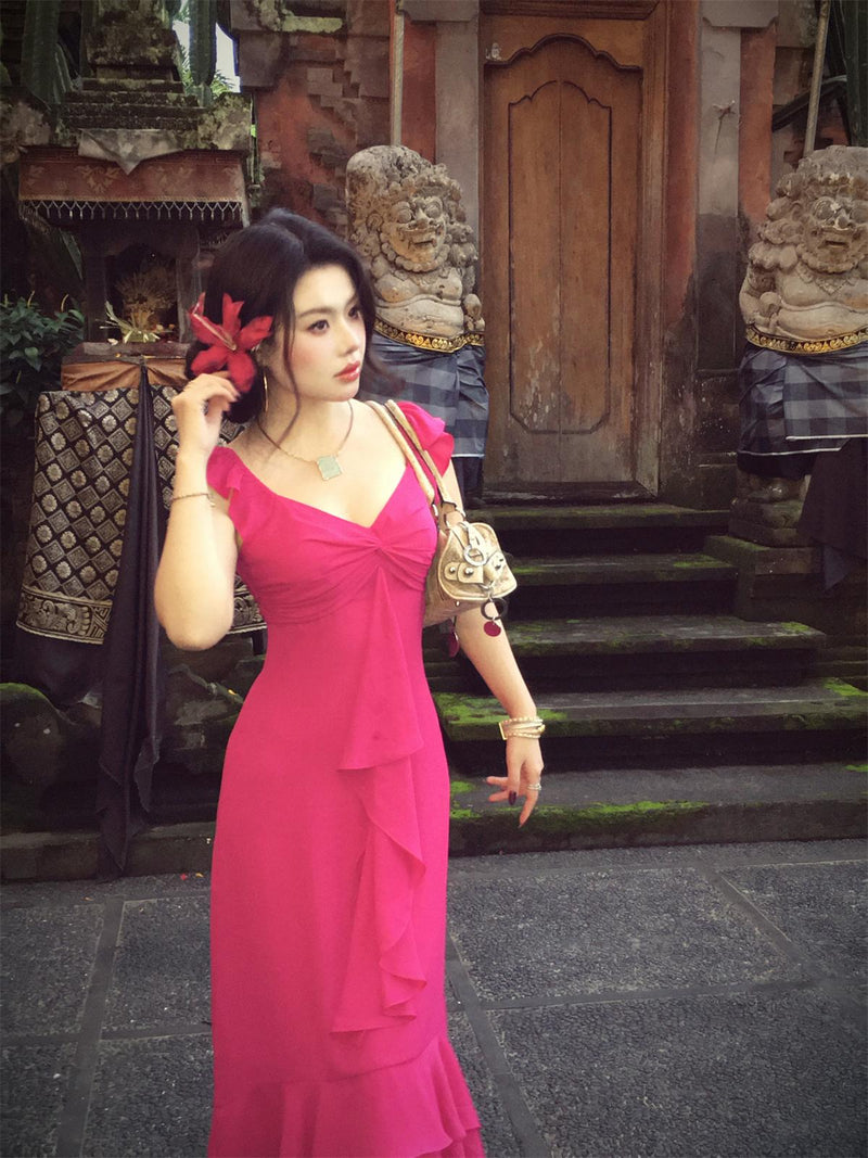 Effortlessly Elegant Dress with a Timeless Design