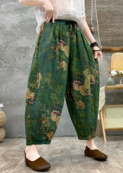 Well Tailored Pants with a Graceful Silhouette