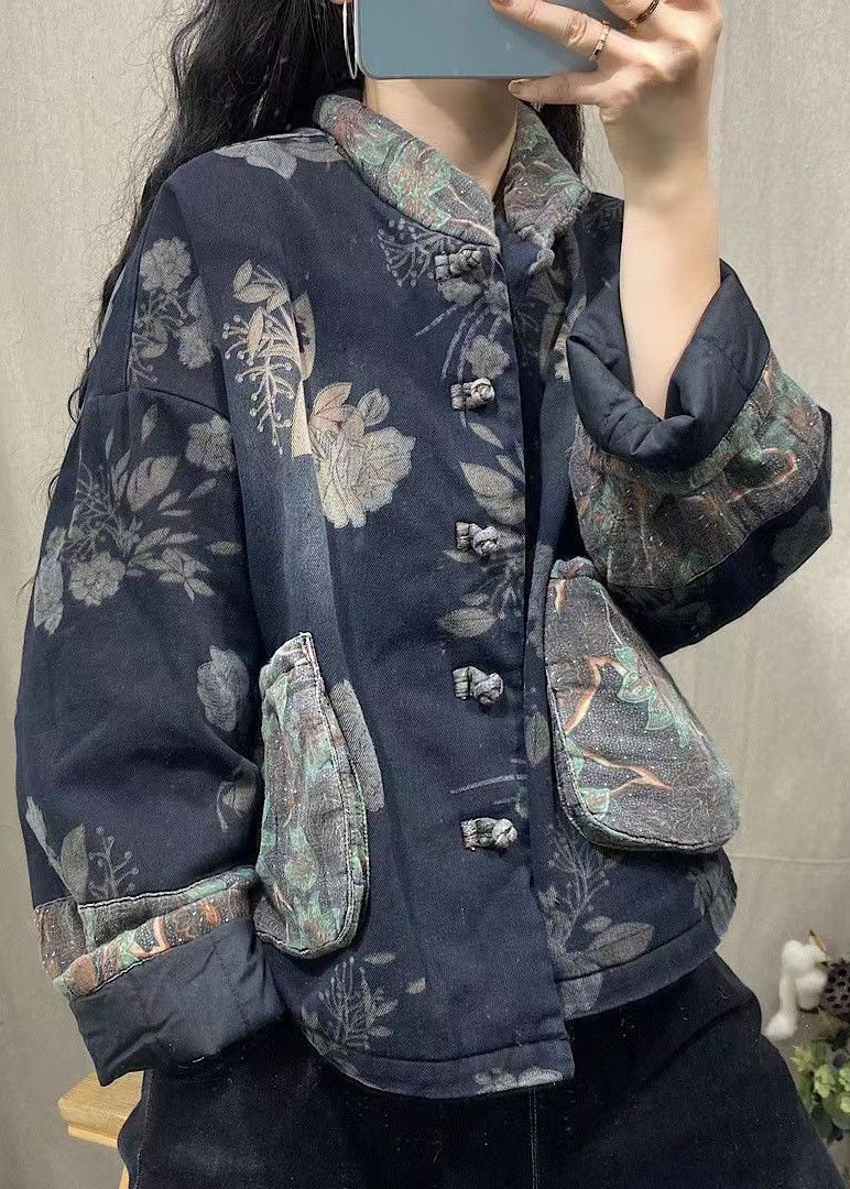 Gracefully Styled Jacket for Any Occasion