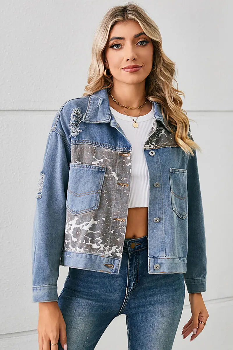 Gracefully Styled Jacket for Any Occasion