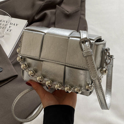 Classic Vintage Bag with a Flattering Fit