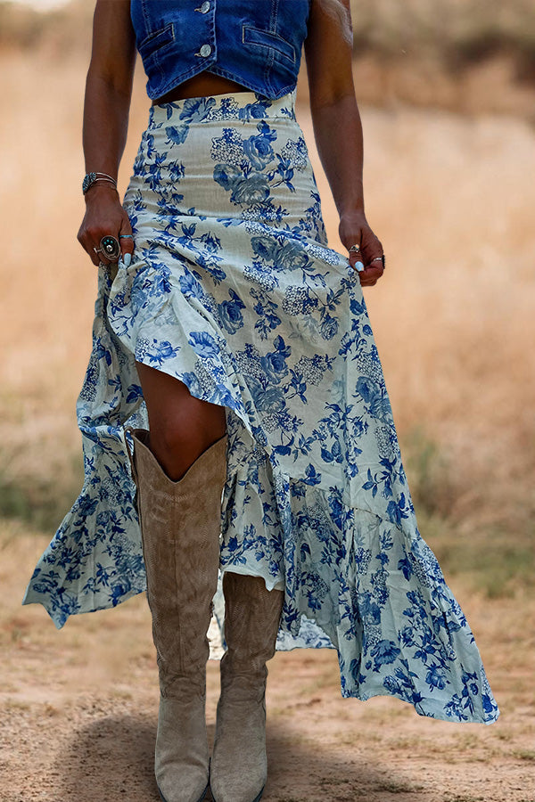 Gracefully Styled Garment for Any Occasion