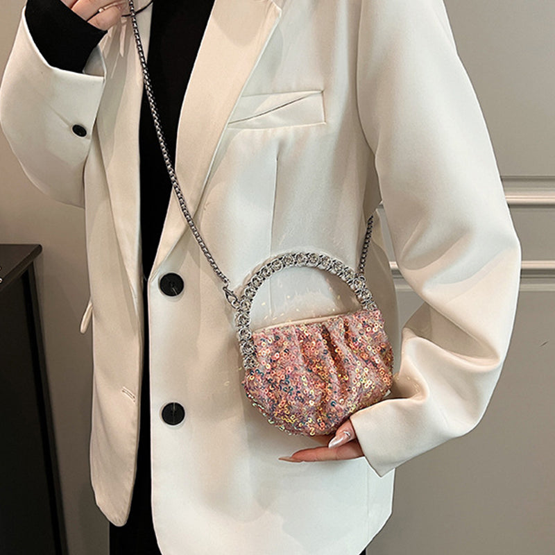 Gracefully Styled Bag for Any Occasion