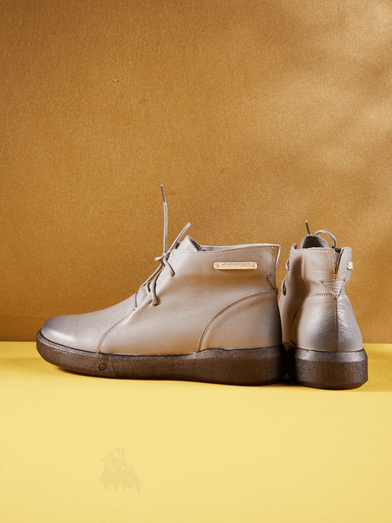 Polished Boots with an Effortless Classic Look