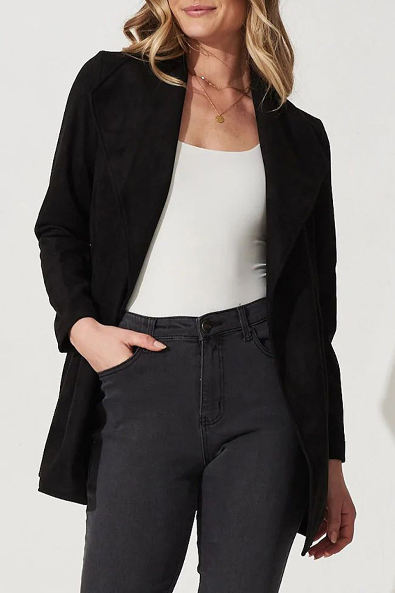 Sophisticated Garment with a Clean Classic Look