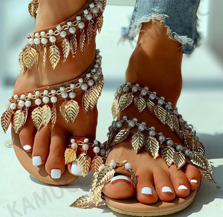 Classic Vintage Sandals with a Flattering Fit