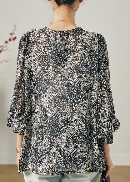 A Vintage Style Shirt with Delicate Timeless Details