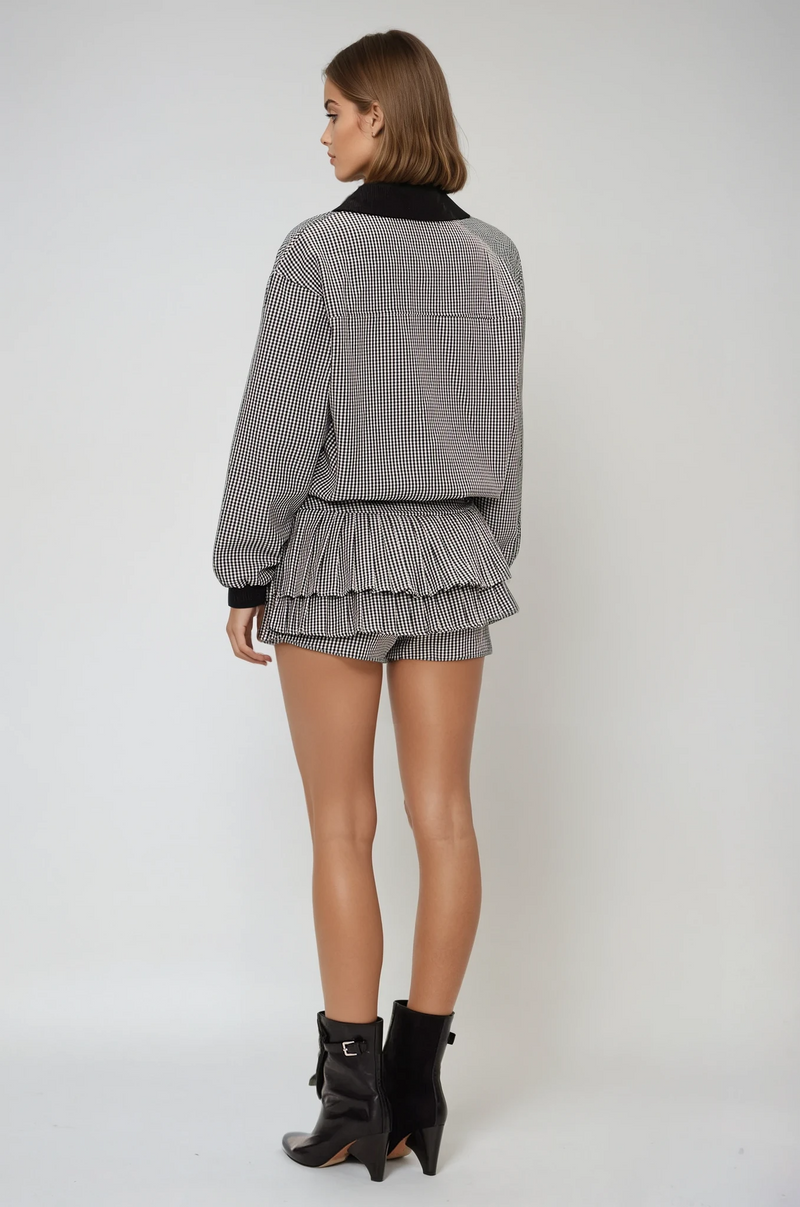 Sophisticated Garment with a Clean Classic Look