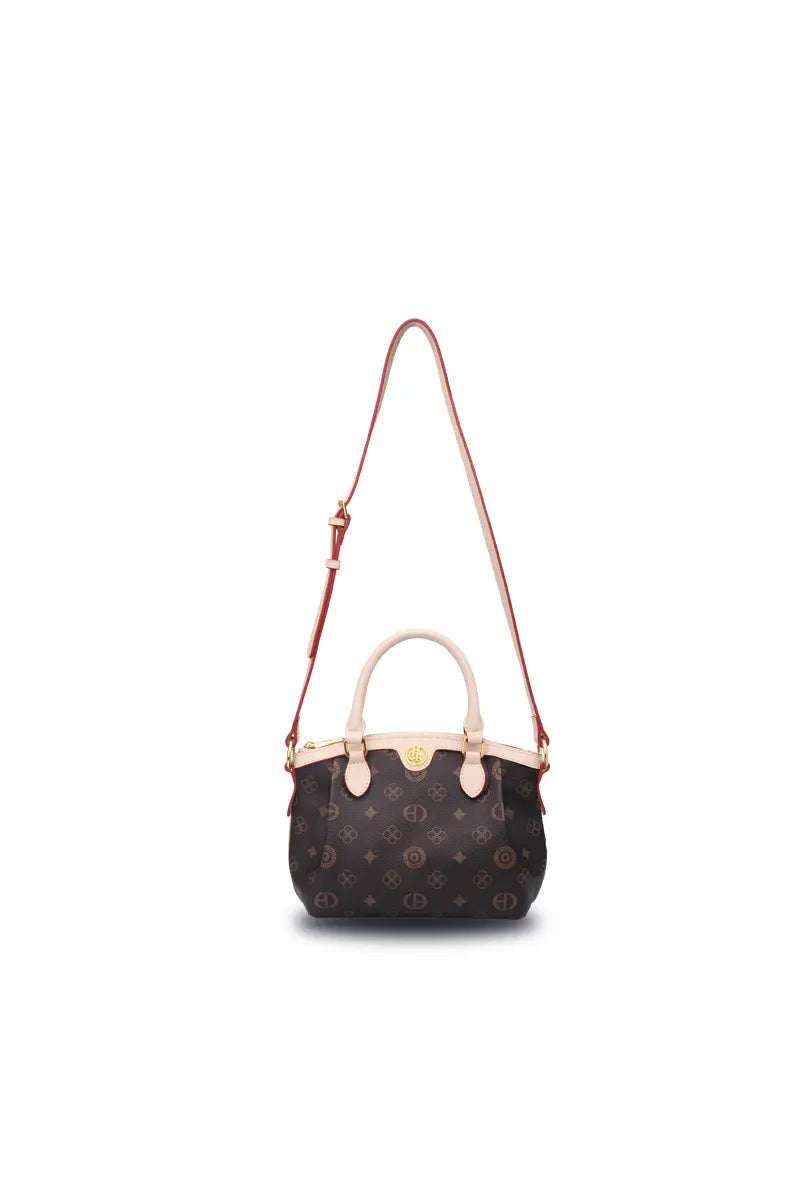 Effortlessly Elegant Bag with a Timeless Design