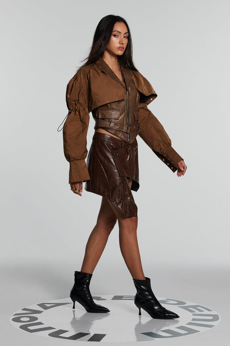 Effortlessly Elegant Jacket with a Timeless Design
