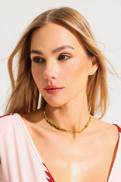 Sophisticated Garment with a Clean Classic Look