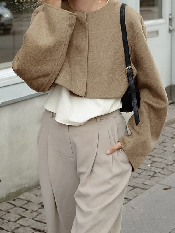 Effortlessly Elegant Coat with a Timeless Design