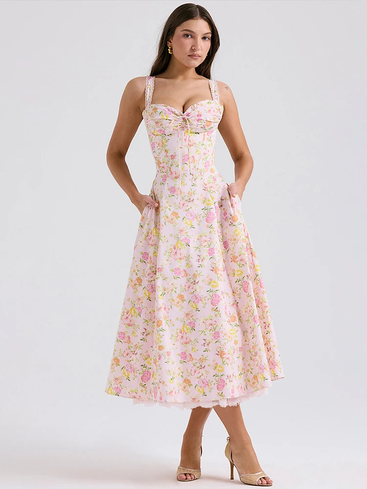 Beautifully Crafted Dress in a Classic Style