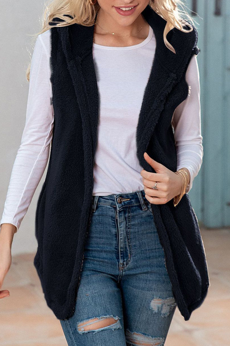 Beautifully Finished Top in a Timeless Design
