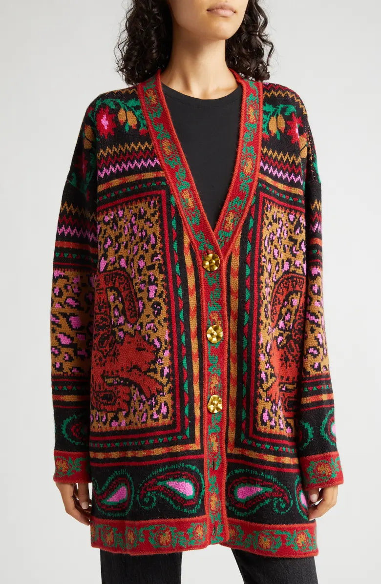 Gracefully Styled Cardigan for Any Occasion