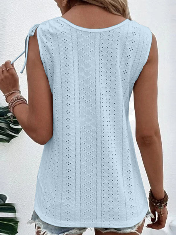 Polished Top with an Effortless Classic Look