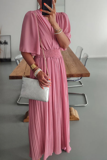 Sophisticated Garment with a Clean Classic Look