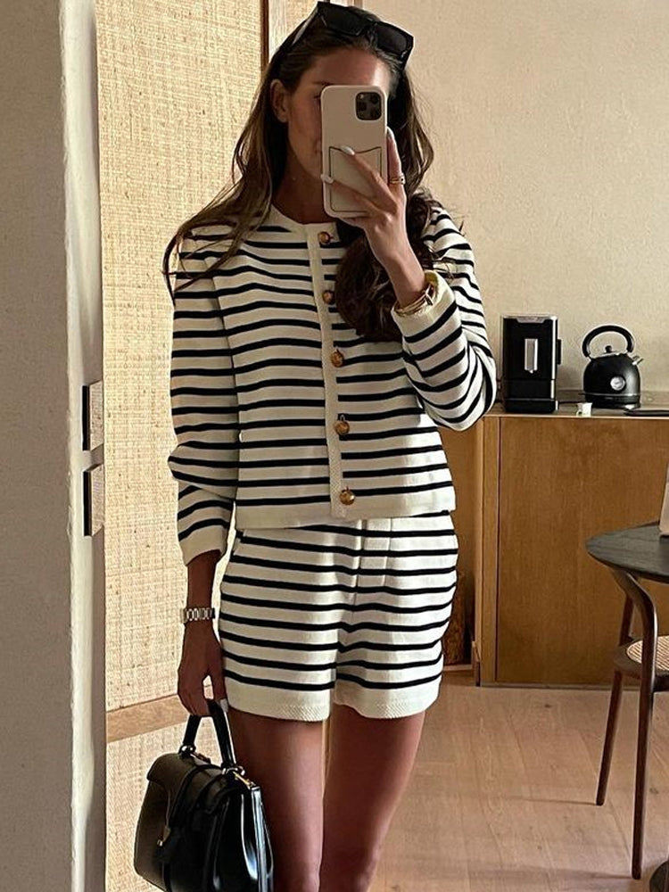 Beautifully Crafted Cardigan in a Classic Style