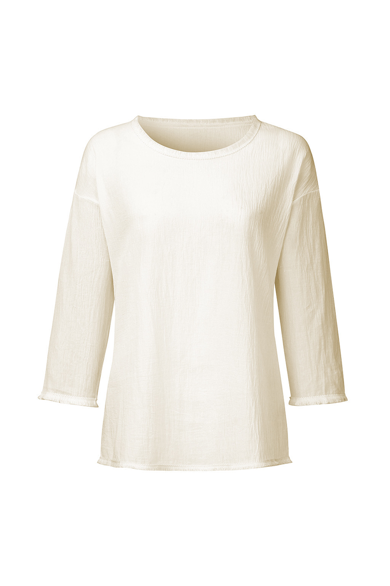 Effortlessly Elegant Top with a Timeless Design