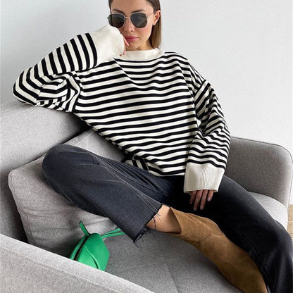 Well Tailored Sweater with a Graceful Silhouette