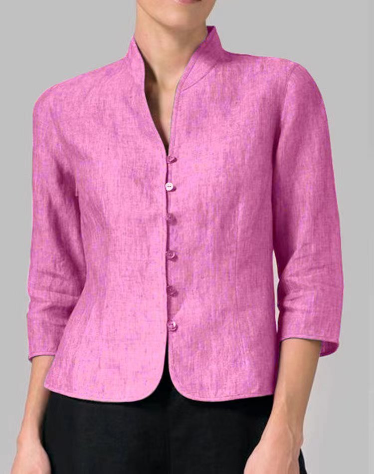 Beautifully Finished Coat in a Timeless Design