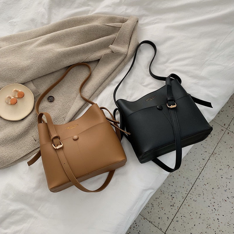 Gracefully Styled Bag for Any Occasion