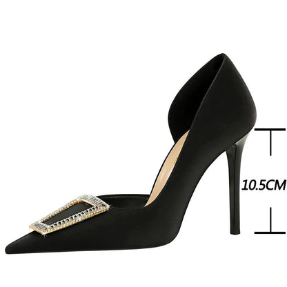 Well Tailored Heels with a Graceful Silhouette