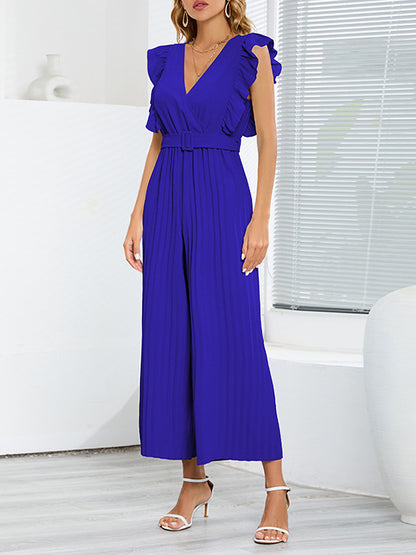 Sophisticated Garment with a Clean Classic Look