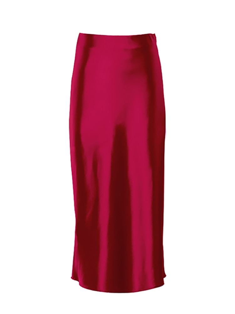 Well Tailored Garment with a Graceful Silhouette