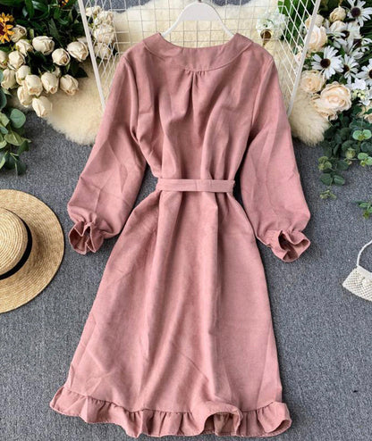 Sophisticated Dress with a Clean Classic Look