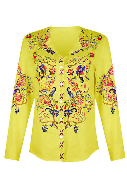 Beautifully Crafted Blouse in a Classic Style