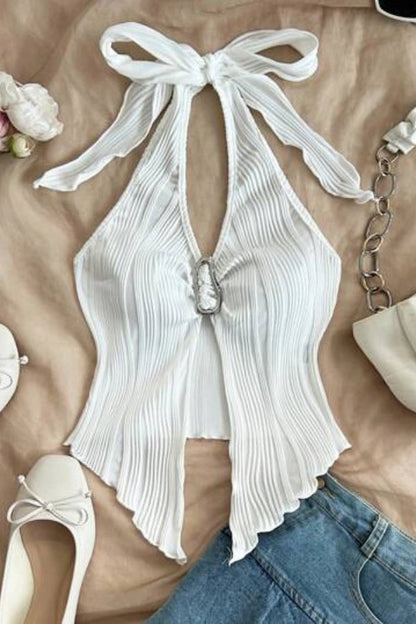 Beautifully Finished Garment in a Timeless Design