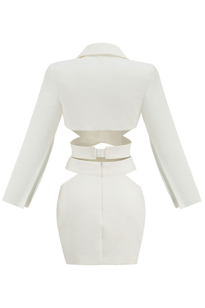 Beautifully Finished Dress in a Timeless Design