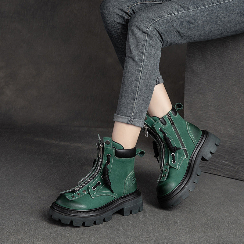 Beautifully Finished Boots in a Timeless Design